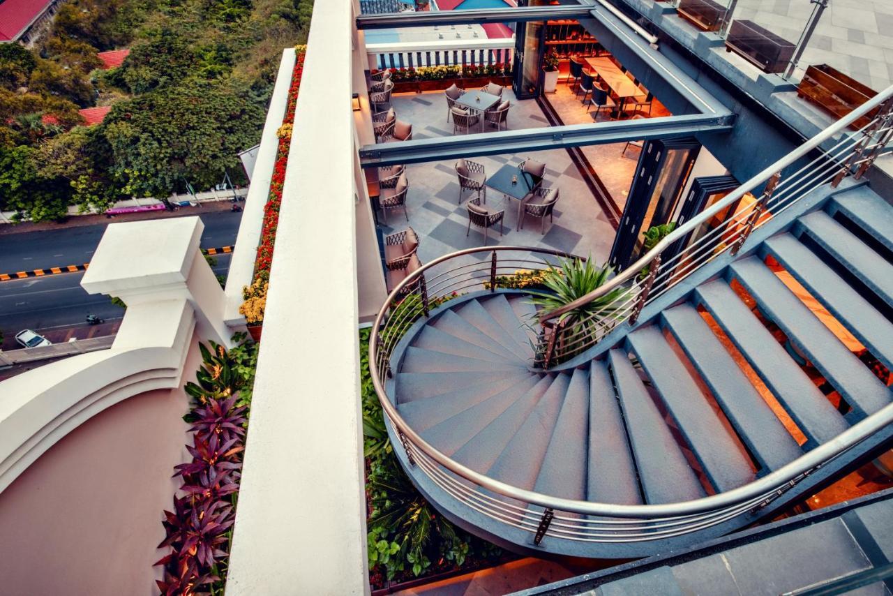Maxx Phnom Penh Downtown By H World Hotel Екстериор снимка