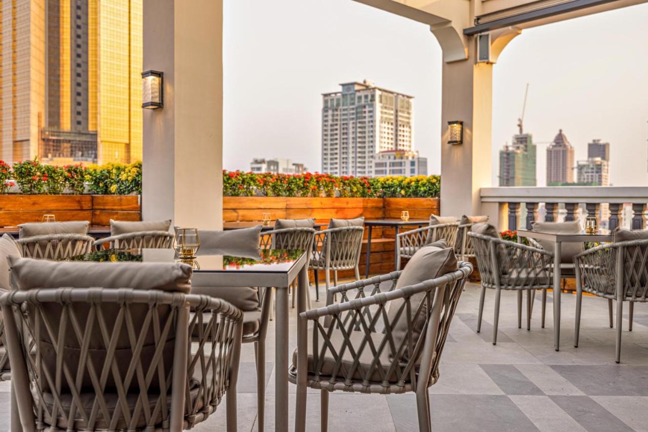 Maxx Phnom Penh Downtown By H World Hotel Екстериор снимка