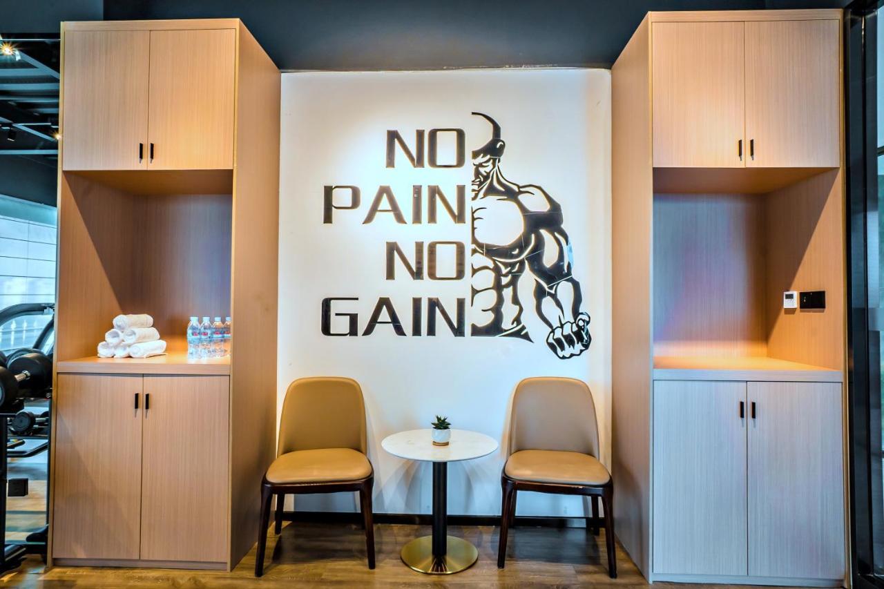 Maxx Phnom Penh Downtown By H World Hotel Екстериор снимка