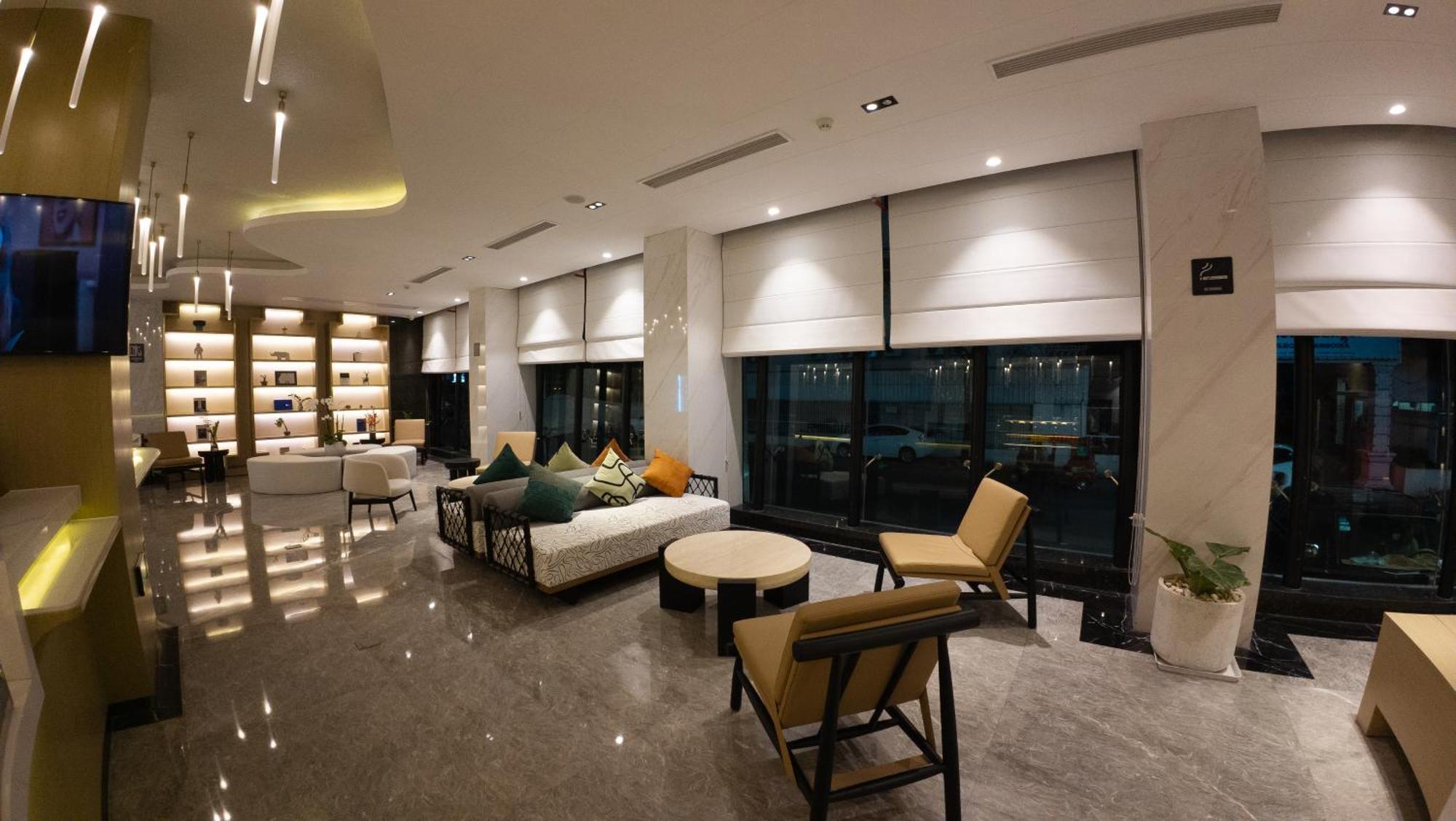Maxx Phnom Penh Downtown By H World Hotel Екстериор снимка