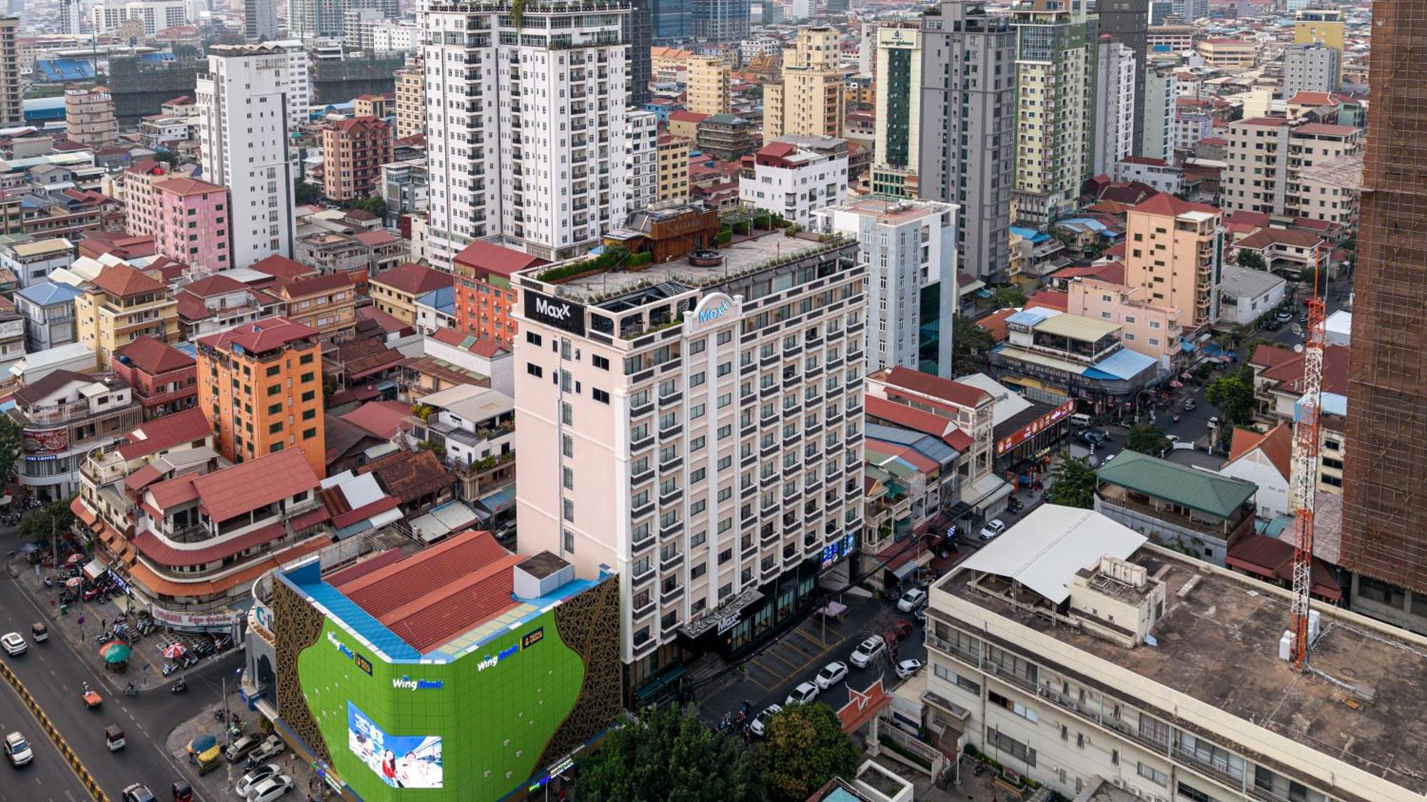 Maxx Phnom Penh Downtown By H World Hotel Екстериор снимка